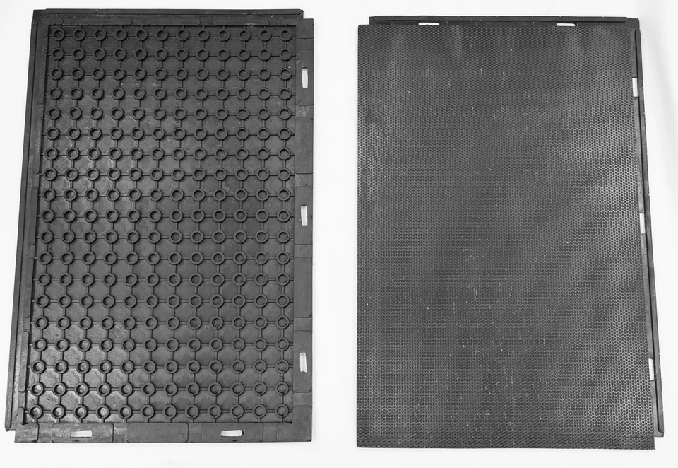 Agri-Tech dual-sided rubber livestock mat